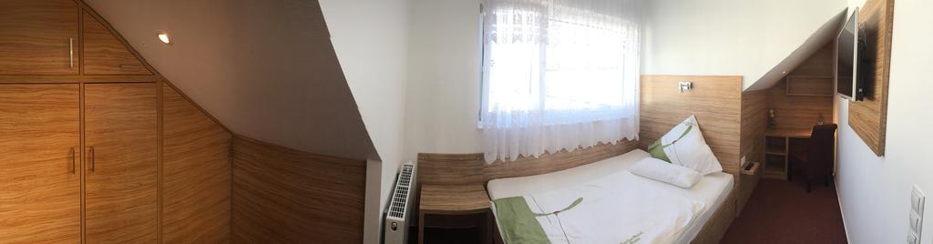 Hotel Garten บอนน์ ภายนอก รูปภาพ