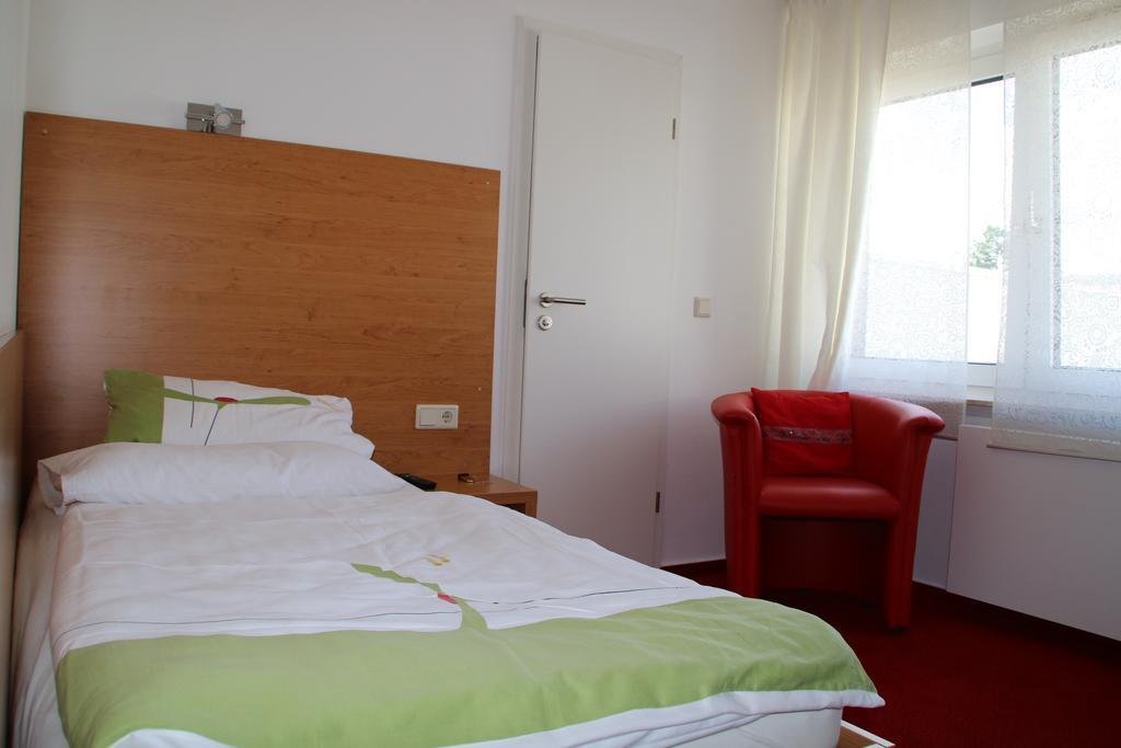 Hotel Garten บอนน์ ภายนอก รูปภาพ