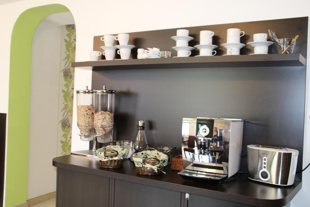 Hotel Garten บอนน์ ภายนอก รูปภาพ