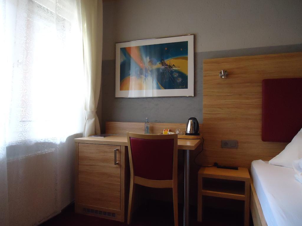 Hotel Garten บอนน์ ห้อง รูปภาพ
